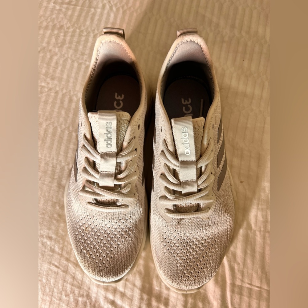 NWT adidas Women's Fluidflow 2.0 Running Shoes Size 6